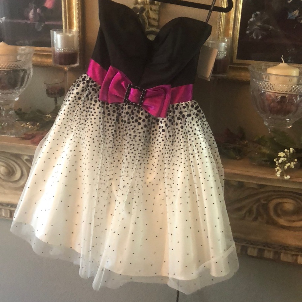 Jessica McClintock party dress!  NWT and stunning